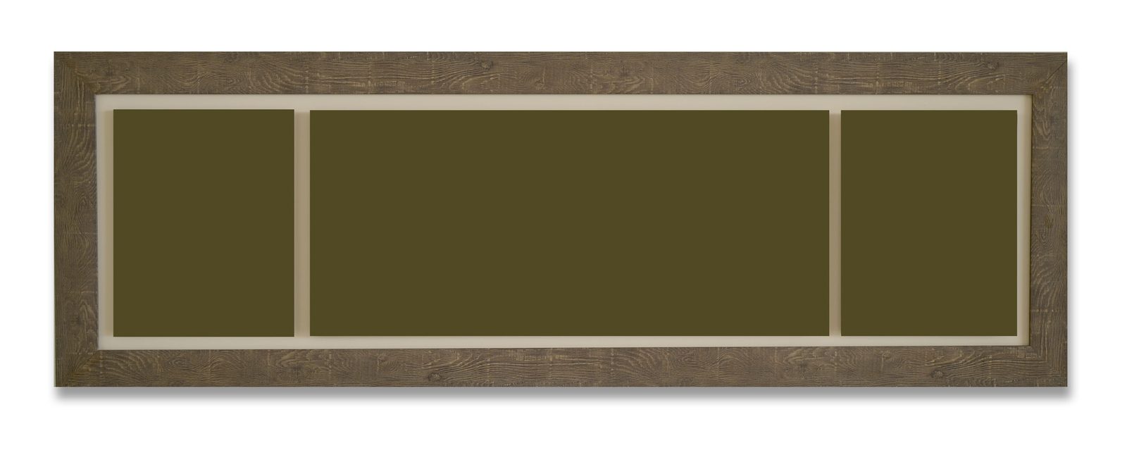 Marco panorámico de tres ventanas con moldura lisa en tono madera, modelo Caoba.